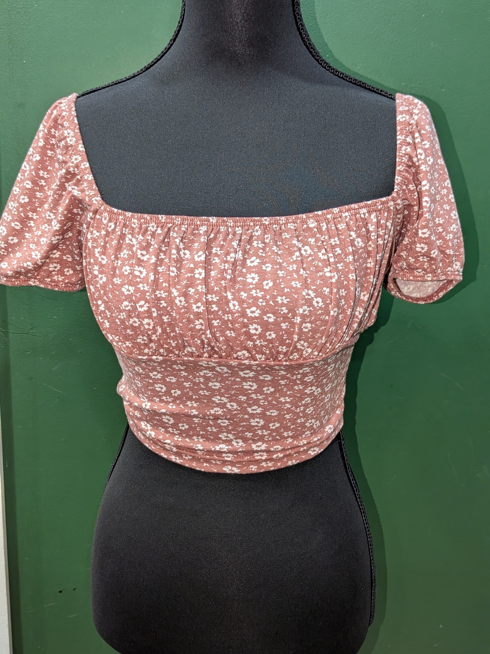 SHEIN Dusty Rose Floral Square-Neck Crop Top